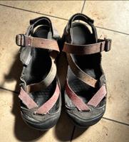 Suche❣️Keen Sandale mit minimalem Riemen Nordrhein-Westfalen - Lüdinghausen Vorschau