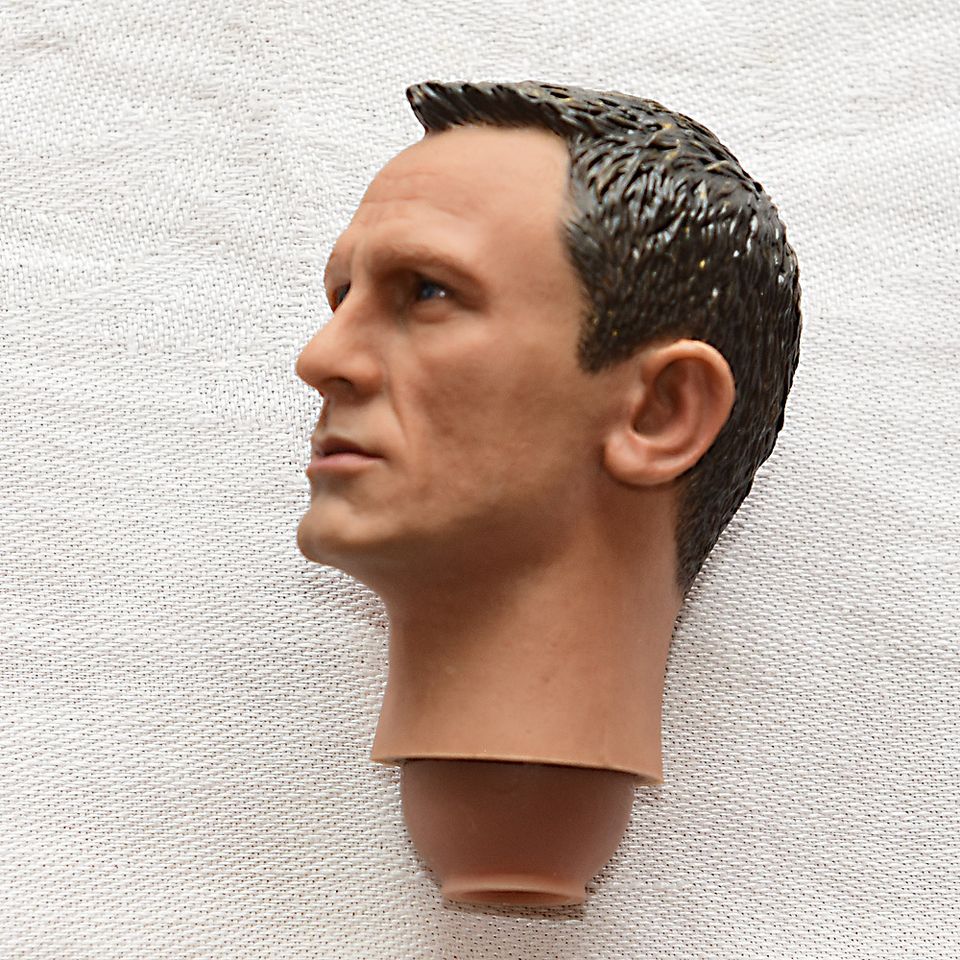 Daniel Craig - James Bond - Kopf / Head Sculpt - 1/6 in Hamburg