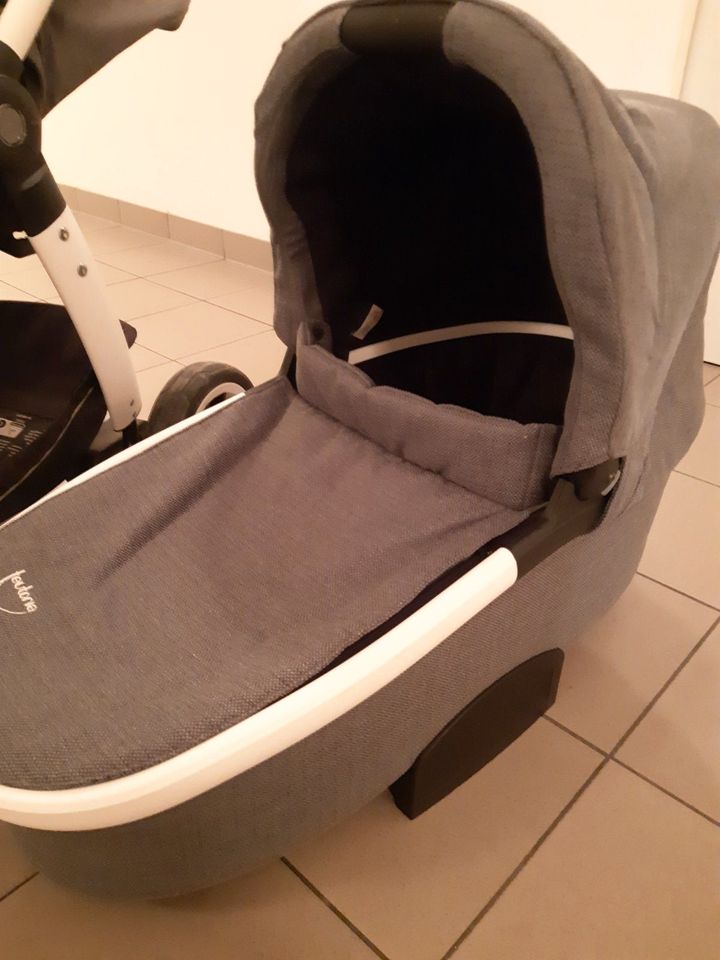 *guter Zustand*, Kinderwagen Teutonia Cosmo, + Wanne + Aufsatz in Neubiberg