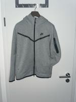 Nike Tech fleece Jacke 2. generation grau Nordrhein-Westfalen - Hilden Vorschau