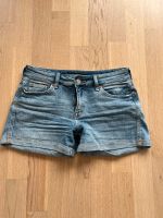 Jeans-Hotpants (H&M) Gr. 34 Eimsbüttel - Hamburg Lokstedt Vorschau