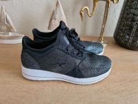 Kangaroos Turnschuhe Schuhe Sport schwarz Glitzer Silber 37 Niedersachsen - Ronnenberg Vorschau