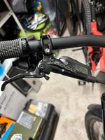 Sram Code RS Bremsen inkl. 2x 200mm HS Bremsscheibe von Neurad Nordrhein-Westfalen - Oberhausen Vorschau