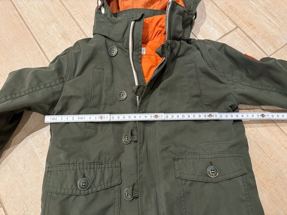 H&M Dufflecoat Jacke olivgrün Gr. 104 in Germaringen