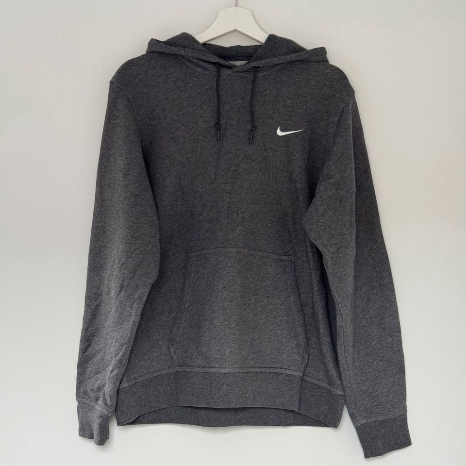 Nike Hoodie in Fürstenwalde (Spree)