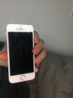 IPhone SE 2018 . Bildschirm zerkratzt.  Funktioniert einwandfrei West - Nied Vorschau