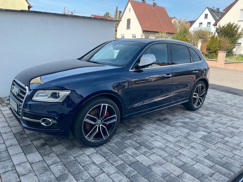 Audi SQ5 plus top Zustand in Brackenheim