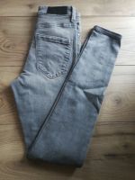 Vero Moda Jeans high rise skinny Gr. 32 Nordrhein-Westfalen - Herford Vorschau