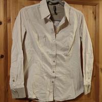 Bluse gr. S Iin Creme/beige Niedersachsen - Friedeburg Vorschau