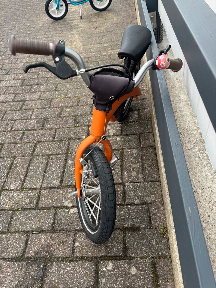 BMW Laufrad orange Kidsbike (nur als Laufrad) in Dachau