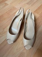 Fendi Gr 37,5 beige peeptoe Friedrichshain-Kreuzberg - Kreuzberg Vorschau