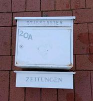 Postkasten und Zeitungsrolle zusammen 20€ Niedersachsen - Berumbur Vorschau