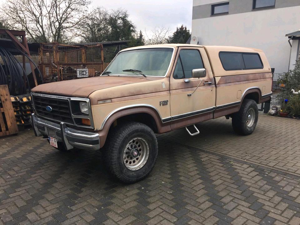 Ford F250 XL Pickup Oldtimer US-Truck Allrad in Frankfurt (Oder)