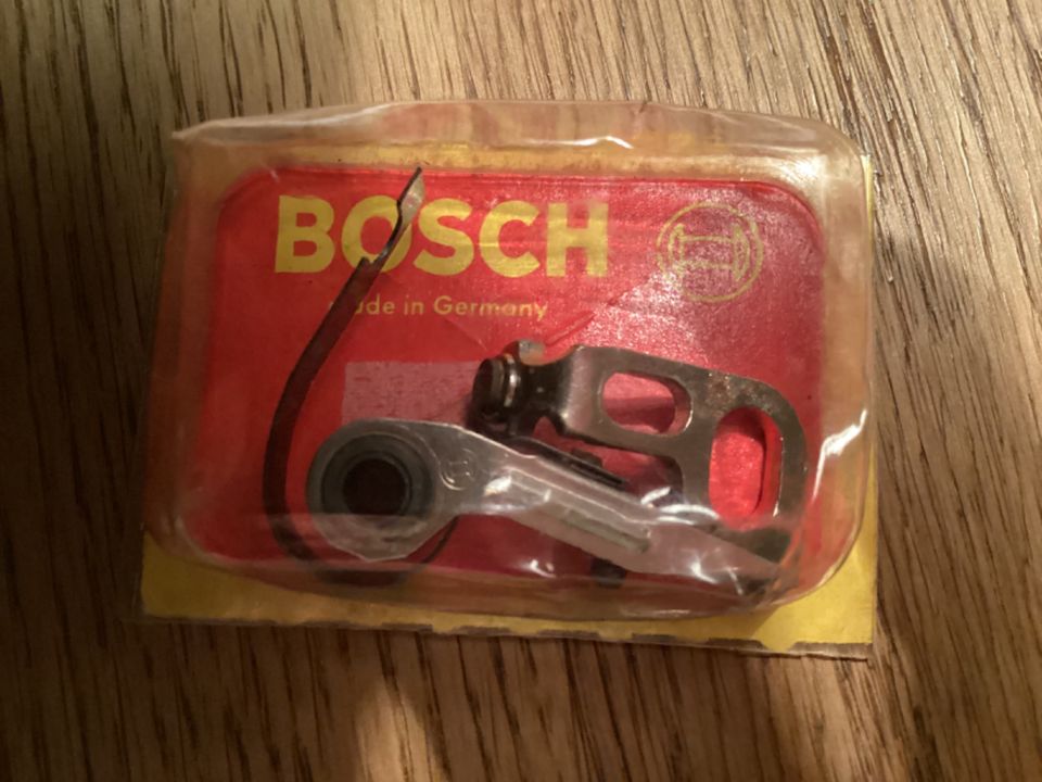 Zündkontakt/ Unterbrecherkontakt Bosch 1237 013 000 in Haan