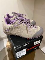 Mammut Damen Women Needle Trekking Wanderschuhe Gr. 5,5 Schuhe 38 Hessen - Waldbrunn Vorschau