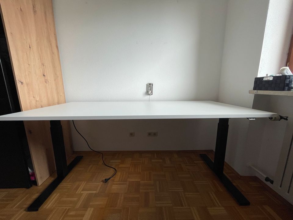 Schreibtisch Elektrisch Höhenverstellbar | 180x80 in Rimsting