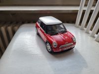 Modellauto Mini Cooper (2001) Bayern - Karlsfeld Vorschau