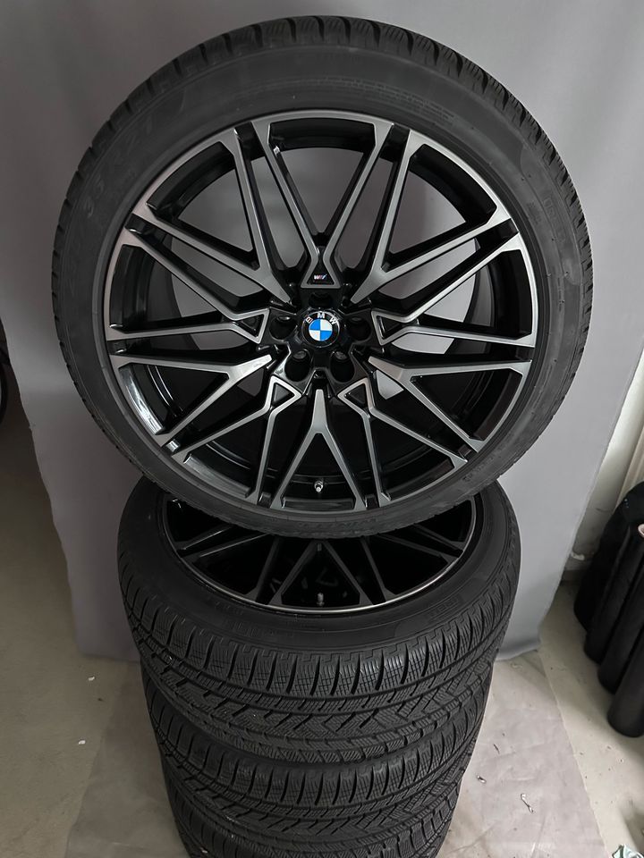 BMW X5/6M F95/96 21-22 Zoll Felgen M818 Performance Winter 7mm in Paderborn