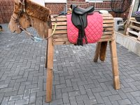 Holz Reit Pferd Nordrhein-Westfalen - Südlohn Vorschau