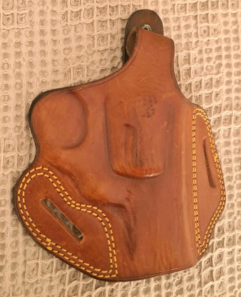 S&W Mg 357 Magnum Echtes Leder Combat Gürtelholster Hand Made in Bad Wimpfen