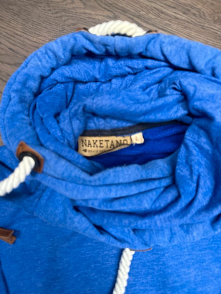 Pullover Herren Naketano blau Größe L in Celle