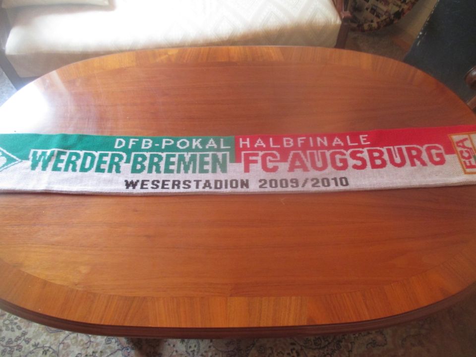 Fußball DFB Pokalschal Werder Bremen- FC Augsburg 2009-2010 in Augsburg