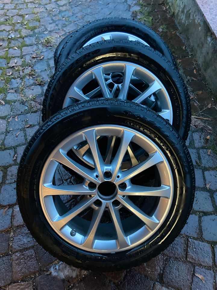 Mercedes Winterräder 205/55 R17 A & B Klasse in Ebersbach an der Fils