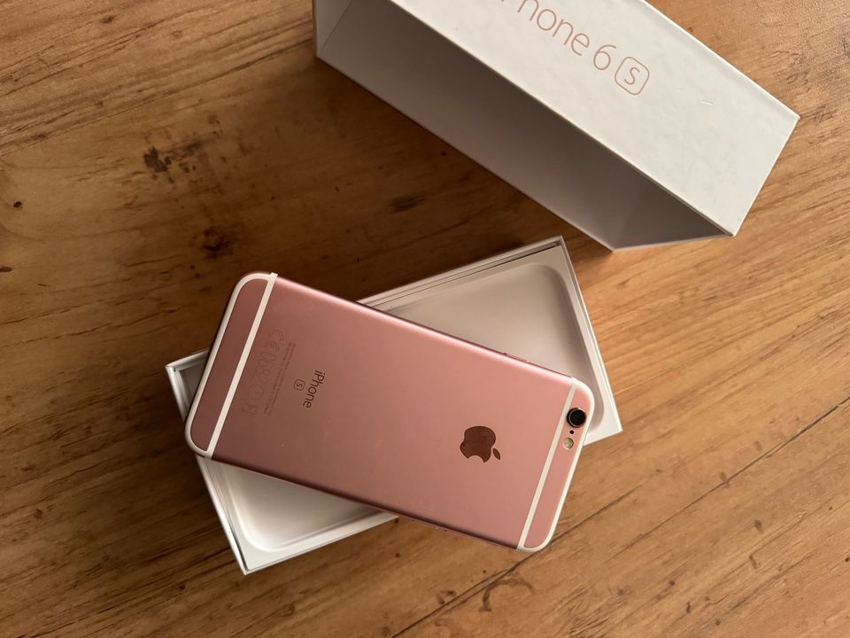 iPhone 6s in roségold in Mönchengladbach