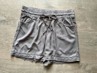 kurze Sommerhose aus Viskose, Gr. S von Essentials, grau Nordrhein-Westfalen - Sankt Augustin Vorschau