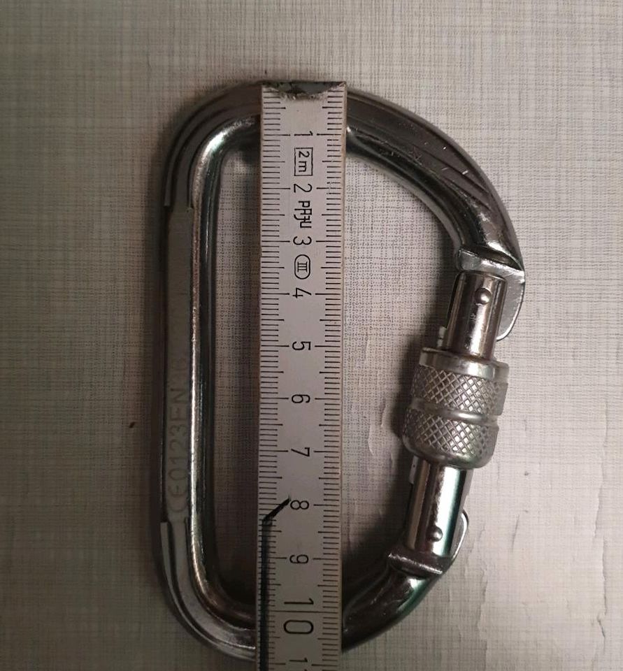 Karabiner Alu, Typ H-020, silbern, Schraubverschluss in Hachenburg