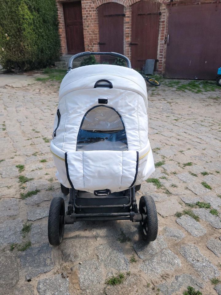 Hartan Kinderwagen Topline X Weiß Kombi Tragetasche 15848 Zeust in Peitz