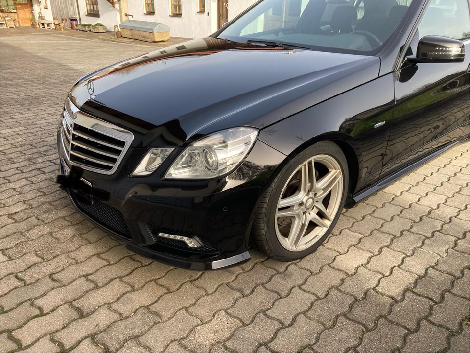 W212 E350 AMG 4matic E Klasse Avantgarde in Dorfen