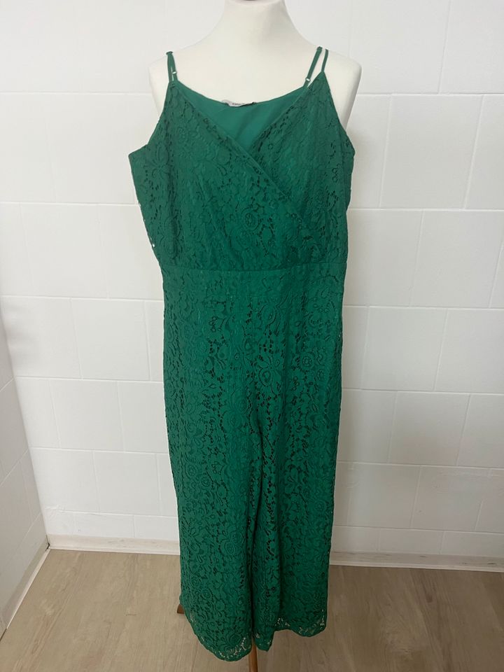 Spitzen Jumpsuit von Only Gr.38 grün wie Neu in Oberhausen