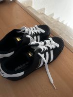 Adidas Superstar Black 47 1/3 Neu Schleswig-Holstein - Süderhackstedt Vorschau