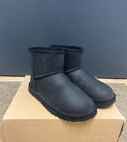 UGG Mini - Leather Boots Lammfell Damen - Schwarz Glattleder München - Bogenhausen Vorschau