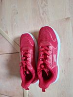 Sportschuhe, neu Baden-Württemberg - Remchingen Vorschau