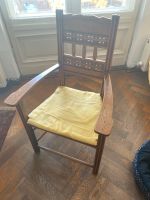 Stuhl abzugeben - antik! Berlin - Kladow Vorschau