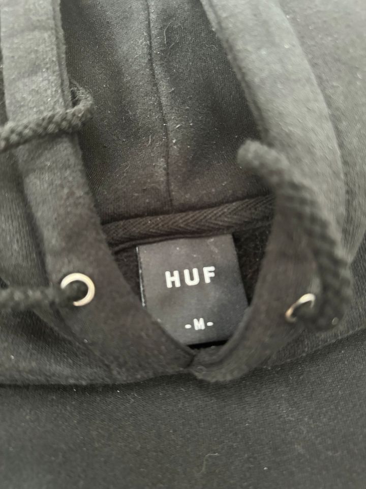 HUF Sammy Winter Hoodie M in Greifswald