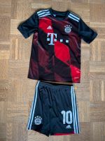 FC Bayern Trikot mit Hose und Beflockung: Aron Niedersachsen - Bad Münder am Deister Vorschau