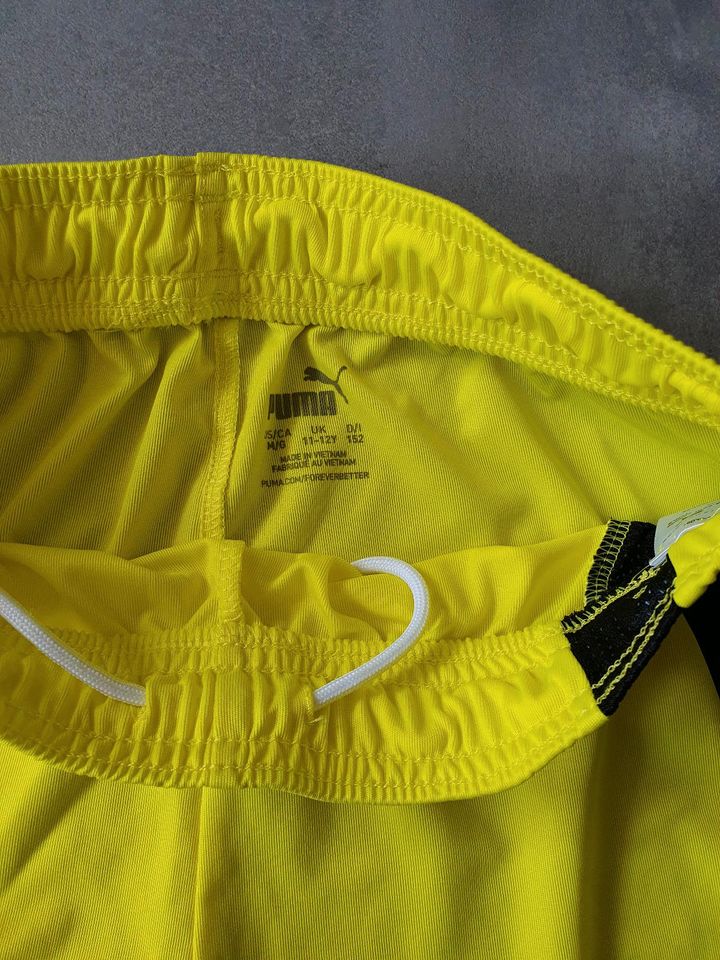 2 x Puma Kinder Sport - Shorts weiß + gelb Gr. 152 NEU in Bochum