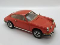 altes Revell Porsche 911 Racing Modell Auto Kunststoff vintage Niedersachsen - Goslar Vorschau