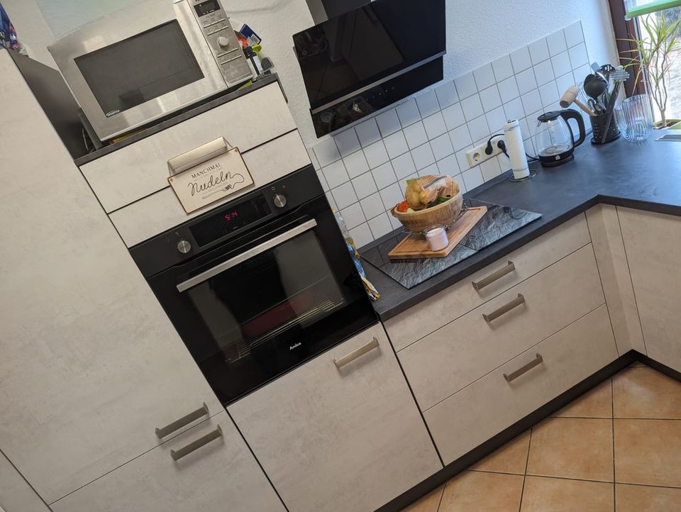 neuwertige Küche wegen Umzug zu verkaufen abgebaut!) in Zwickau