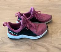 Nike, Turnschuhe Größe 38 Bayern - Kaufbeuren Vorschau