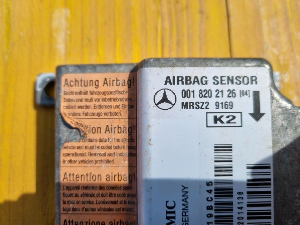 Airbag Steuergerät Mercedes-Benz 0018202126 C-E Klasse in Wrodow