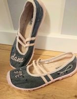 Elefanten Schuhe Pantoffeln Hausschuhe Ballerina Gr 32 Duisburg - Duisburg-Mitte Vorschau