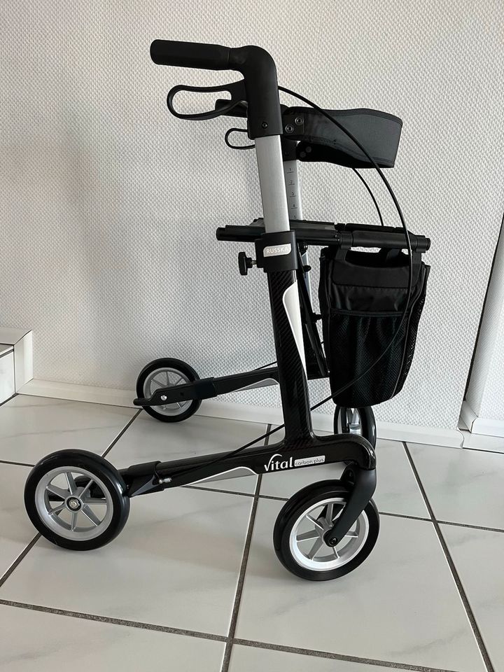 Rollator inkl. Rückengurt           Russka vital carbon plus 62 in Neuhofen