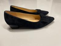 TOP-Schwarze edle Wildleder Pumps von Gabor in Größe 40(7) Nordrhein-Westfalen - Erkrath Vorschau