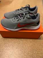 Nike Flex Experience RN 9  Sneaker Schuhe Turnschuhe Sport 46 NEU Niedersachsen - Großefehn Vorschau