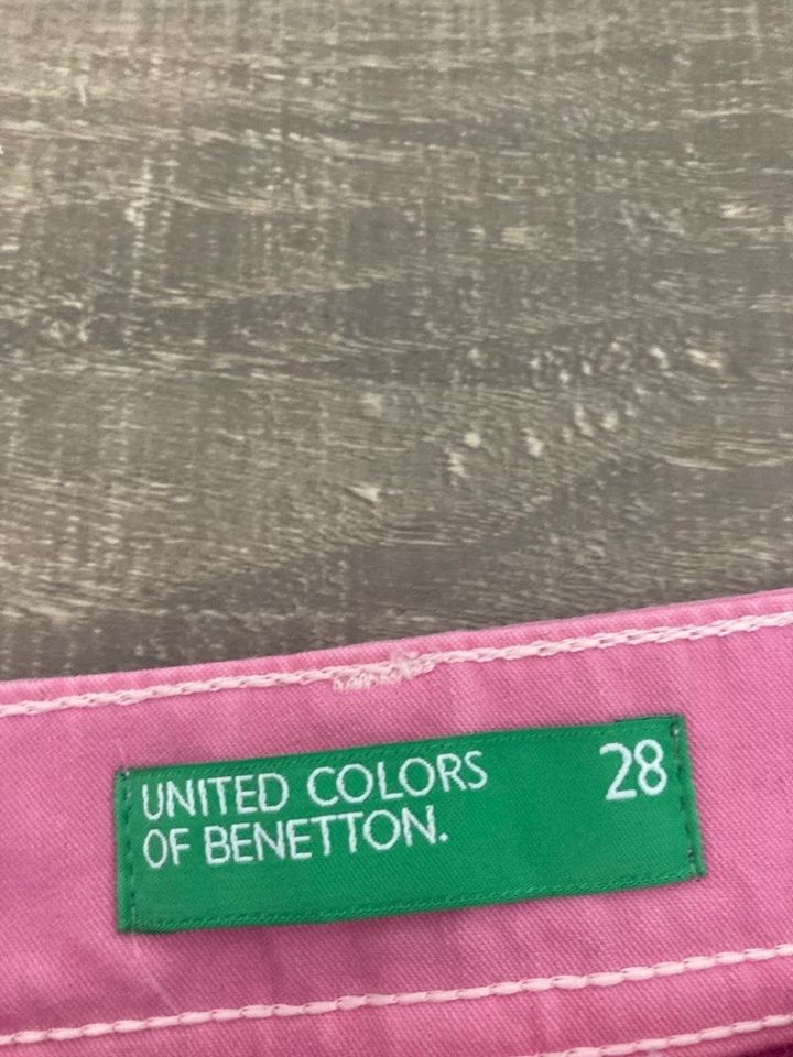 Benetton Hose pink Jeans Größe 28 in Rieste