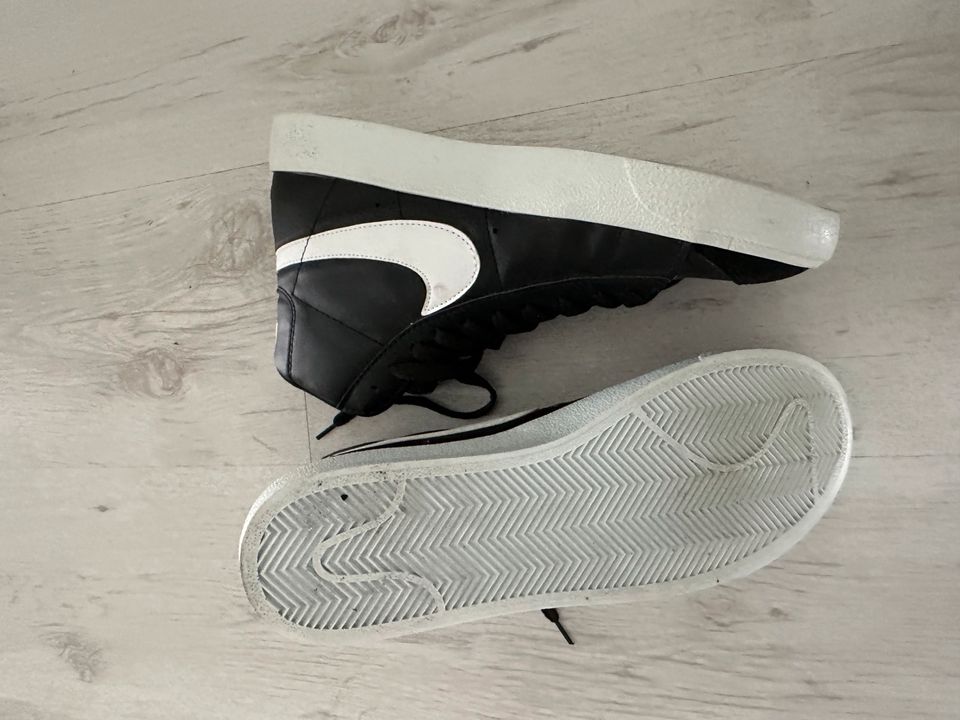Nike Schuhe in Bremen